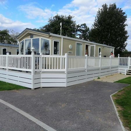 Caravan For Rent At Tattershall Holiday Park Dış mekan fotoğraf