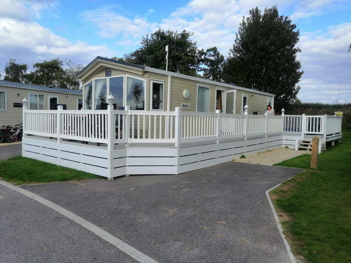 Caravan For Rent At Tattershall Holiday Park Dış mekan fotoğraf